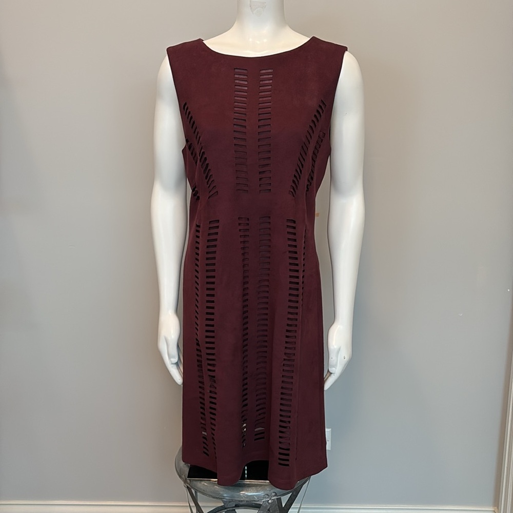 Carmen by Carmen Marc Valvo Purple Faux Suede Laser Cut A-Line Dress XL